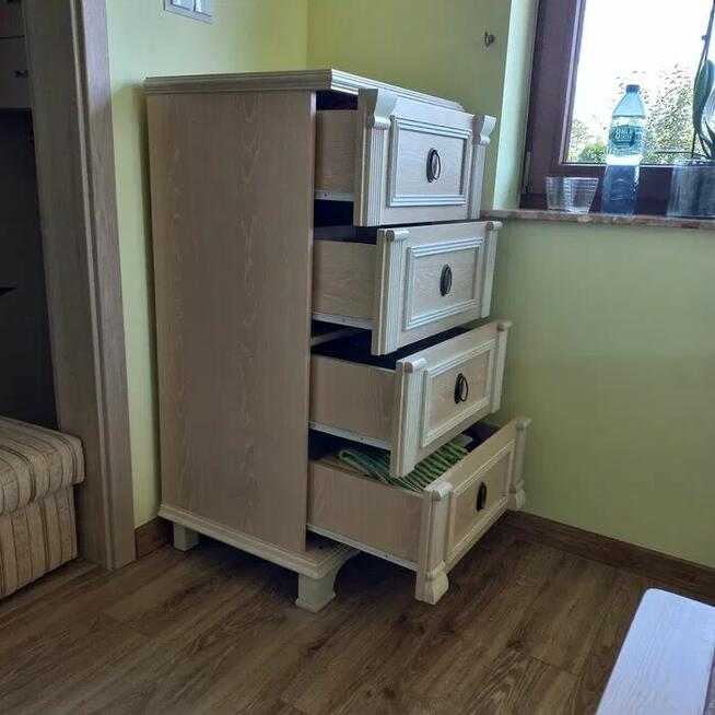 Sprzedam meble do sypialni