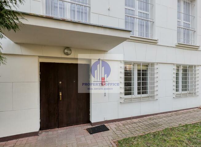 Dom Warszawa Praga-Południe, Saska Kępa, Obrońców