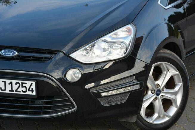 Ford S-Max 2.0Duratec(145KM) Lift Titanium Bi-xenon Skóry Convers Alu 18