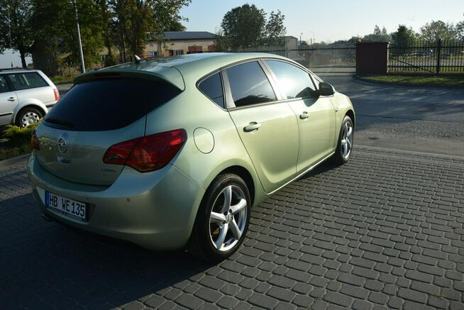 Opel Astra 1.4B Klima/ Navi/ DVD/ 2 Kpl Kół/ Sprowadzony/ Opłacony
