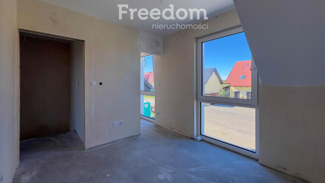 Nowoczesny dom w zabudowie bliźniaczej – Pszczółki