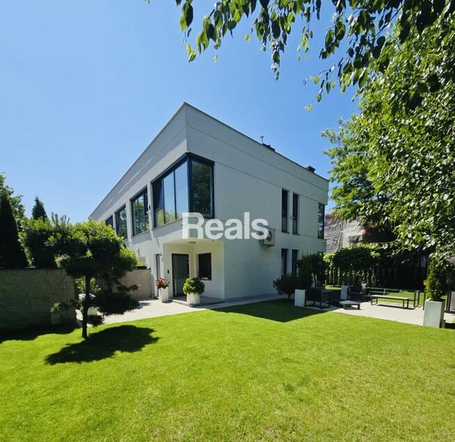 BEZCZYNSZOWE MIESZKANIE W DOMU Z DZIAŁKĄ 510 m2.