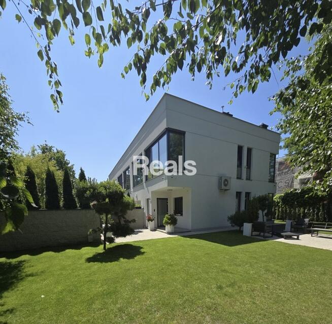 BEZCZYNSZOWE MIESZKANIE W DOMU Z DZIAŁKĄ 510 m2.