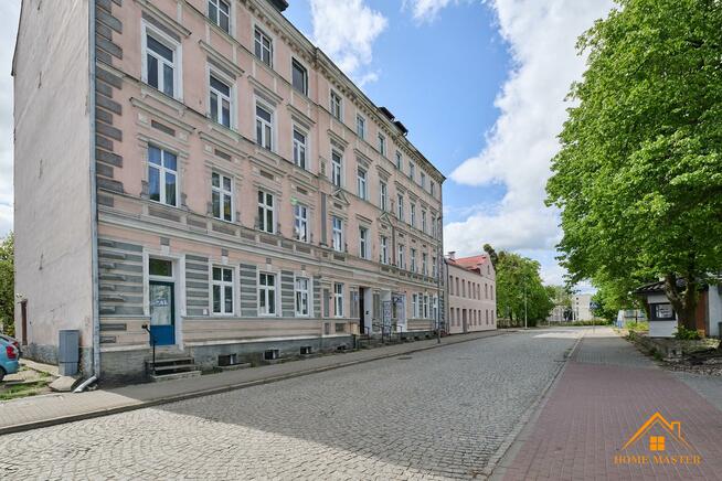 z widokiem na jezioro