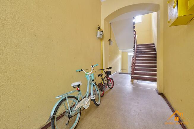 z widokiem na jezioro