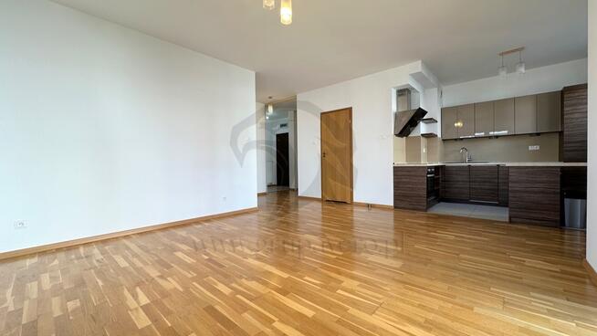 Sprawdź, co kryje się na dachu tego apartamentowca