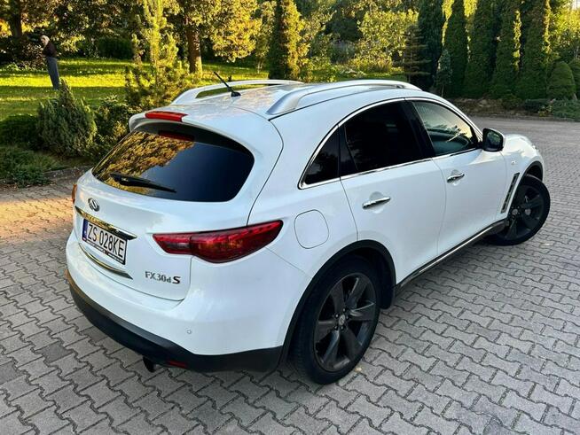 FX30d S Premium 3.0 V6 238 KM | 4x4 | Bose | Kamera 360 | Skóry |