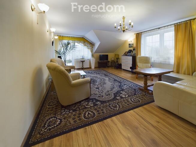 Pensjonat z lokalem usługowym w centrum Mielna