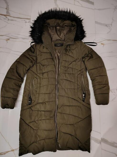 Sprzedam kurtki i buty sportowe