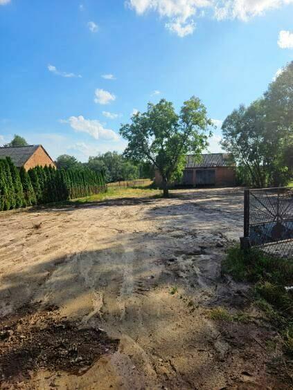 Działka siedliskowa WZ 4664 m2 stodoła Mąkolice piotrkowski