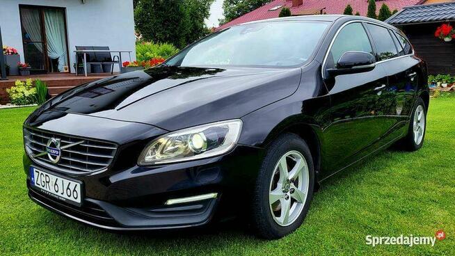 VOLVO V60 2.0 eDrive (120 KM) MOMENTUM