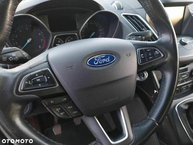 Ford C-MAX Titanium rok 2016