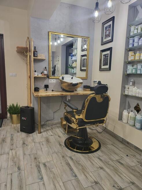 Dom w podwarszawskich Markach (bliskich) z biznesem