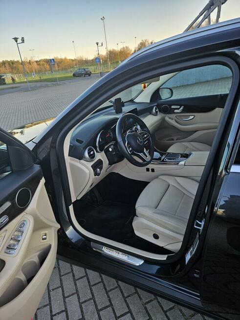 Sprzedam Mercedesa GLC 300 4MATIC 2020r