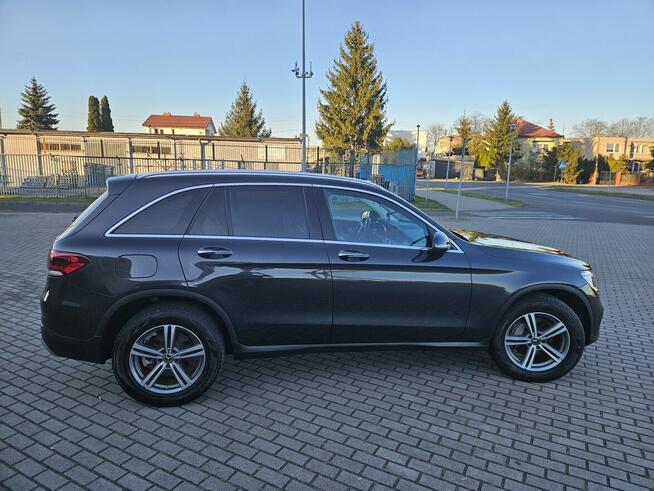 Sprzedam Mercedesa GLC 300 4MATIC 2020r