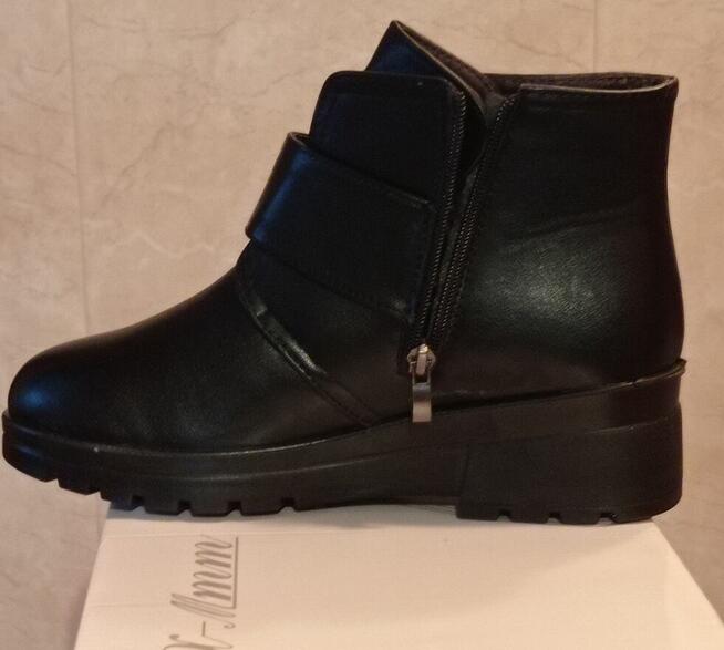 Sprzedam nowe buty ocieplane rozm 41