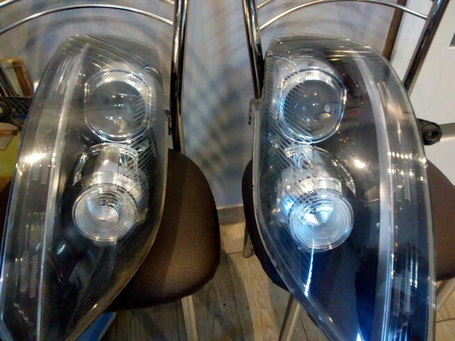 Lampy przednie Xenon golf V