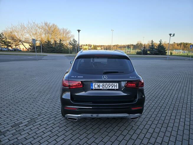 Sprzedam Mercedesa GLC 300 4MATIC 2020r