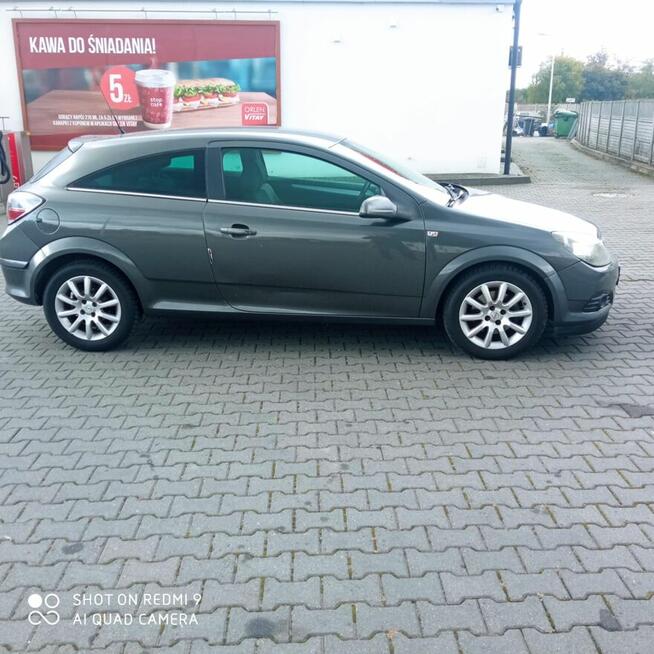Opel Astra H GTC, 2009r, 1.4+gaz