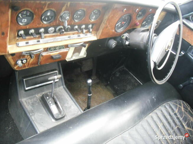 JAGUAR DAIMLER DS 420 Limousine Saloon - na części - Chromy OK