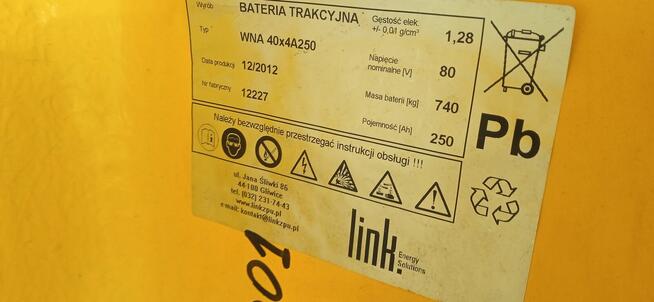 Wózek platformowy WNA 1302 z prostownikiem do ładowania