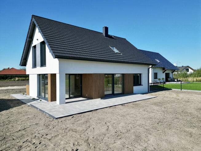 Dom Opole Czarnowąsy, Studzienna