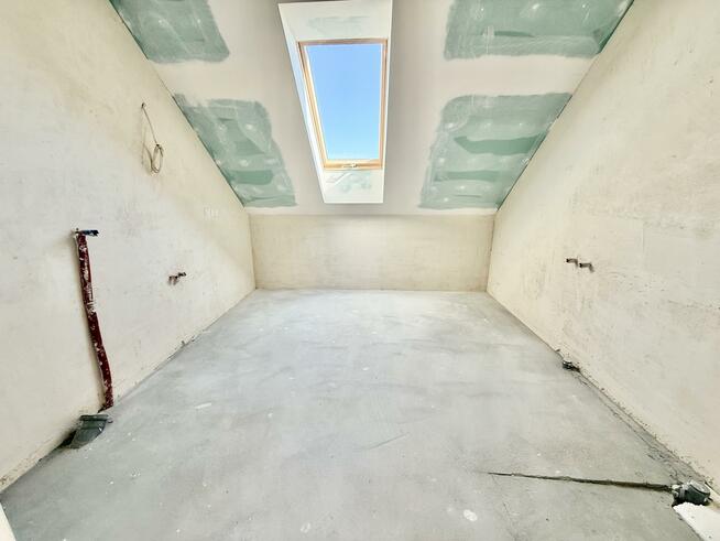 Dom Opole Czarnowąsy, Studzienna