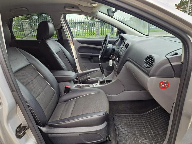 Ford Focus Mk2 1.8 125KM * niski przebieg * półskóra *