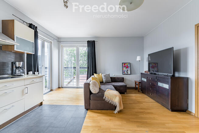 3 pokoje z balkonem, garażem i komórką - Jagiełły