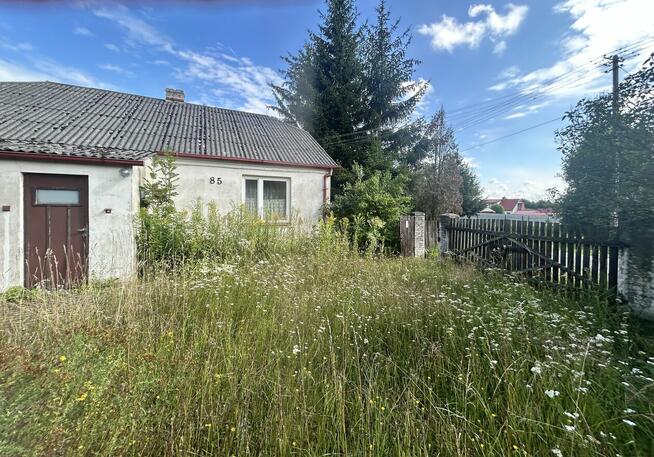 Dom z budynkami gospodarczymi i ziemią 2000 m2