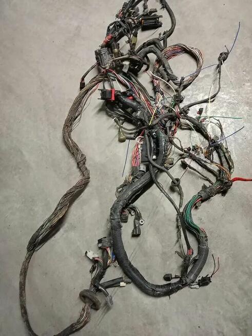 Instalacje elektryczne do ciągników maszyn rolniczych