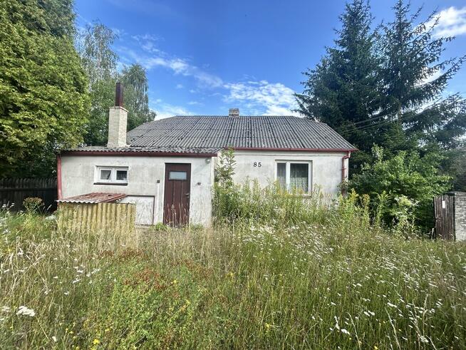 Dom z budynkami gospodarczymi i ziemią 2000 m2