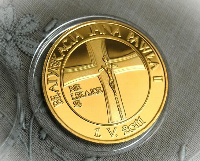 Jan Paweł II Santo Subito 2011 pozłacana moneta Skarbiec