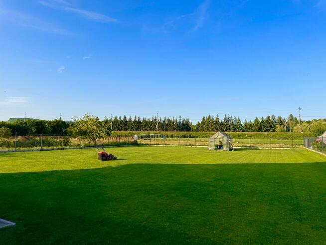 Glebogryzarka separacyjna, niwelacja terenu, trawnik,