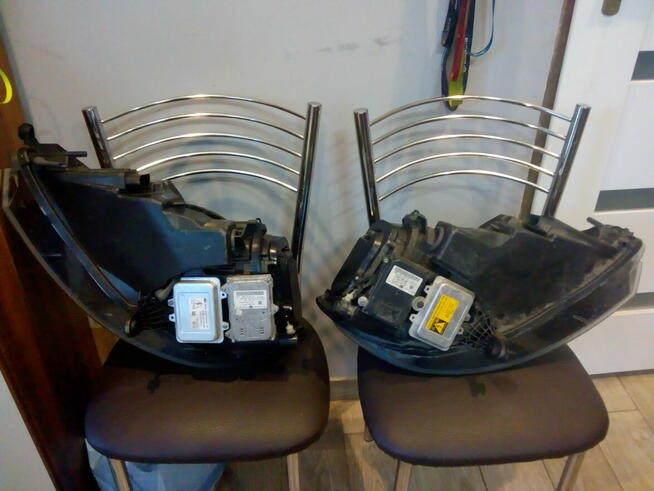 Lampy przednie Xenon golf V