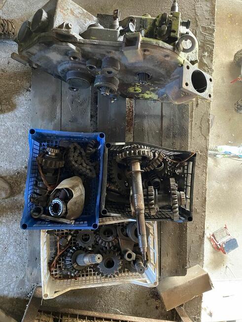 Czesci claas jaguar 840 tryby przekładnia