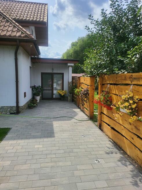 Dom w podwarszawskich Markach (bliskich) z biznesem