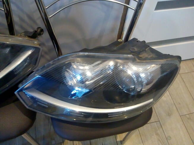 Lampy przednie Xenon golf V