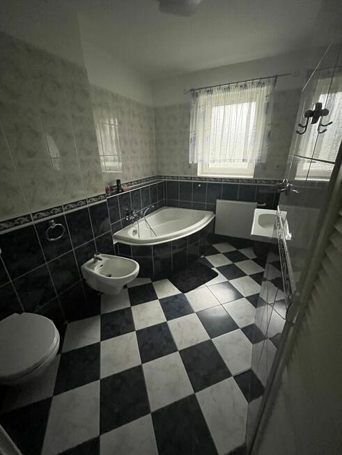 Sprzedam Dom w Gubinie dwa odobne wejscia garaz pietrowy