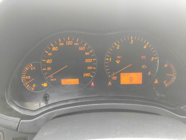 Sprzedam lub zamienię Toyota AVENSIS