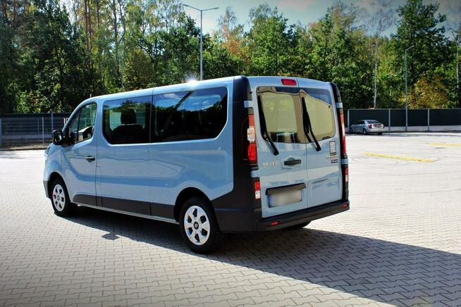 Renault Trafic L2H1 9 - osobowy