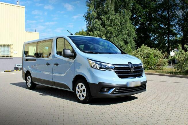 Renault Trafic L2H1 9 - osobowy
