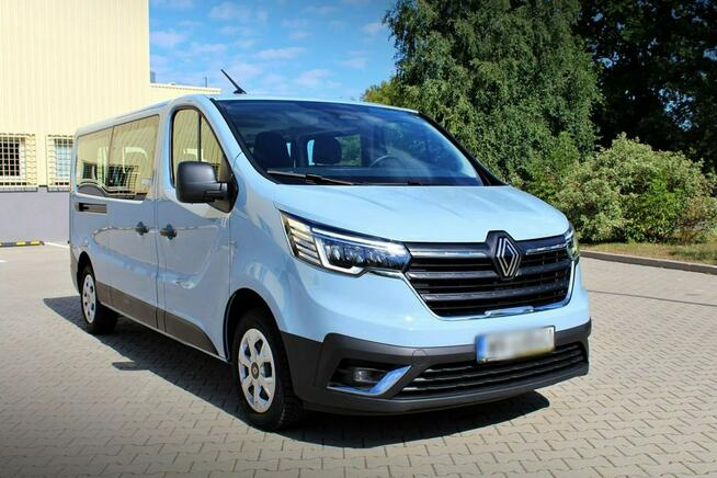 Renault Trafic L2H1 9 - osobowy