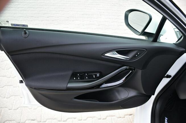 Opel Astra 1,4 Turbo LED Navi ASO Niemcy Full