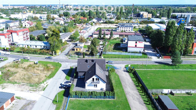 Budynek biurowo-usługowo- handlowy z garażem