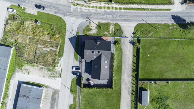 Budynek biurowo-usługowo- handlowy z garażem