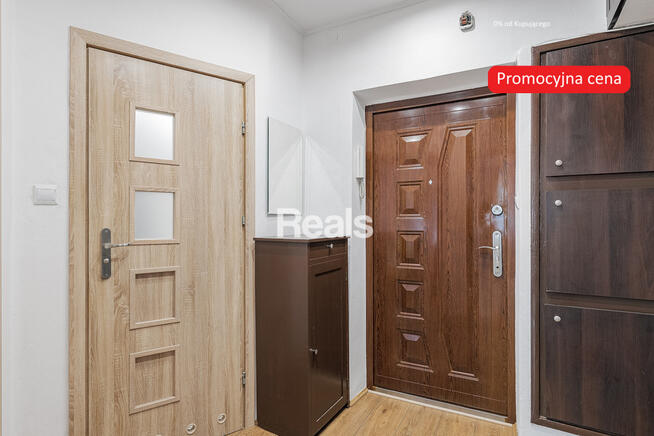 2/3 pok. przy ul. Bonifraterskiej, Śródmieście.