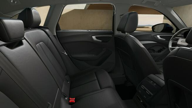 Audi A5 LED_Kamera_Skóra_SoundSystem_CarPlay_Asystenci_El.Fotele_Ambiente_FV23