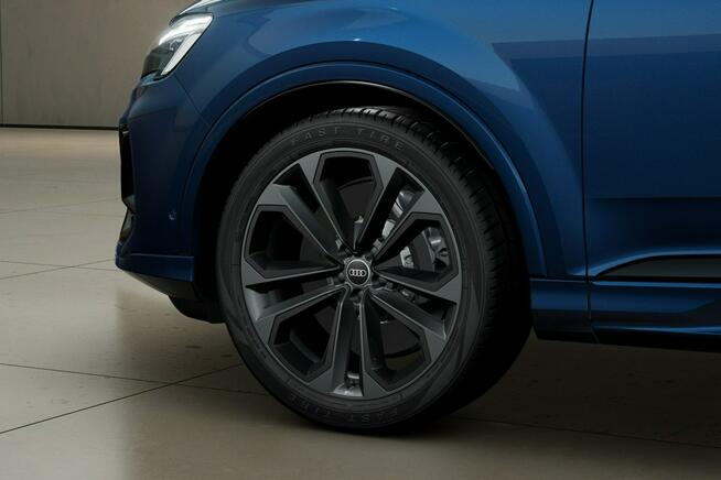 Audi Q7 394KM_Masaże_Wentylacja_SkrętnaOś_B&O_HeadUp_Dociągi_Hak_S line_Asyst.