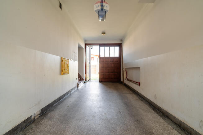 Do wynajęcia lokal handlowo-usługowy w Nowym Targu